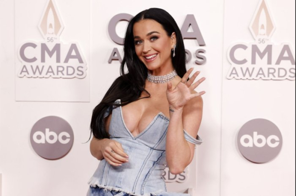 Eminem to perform 'Death of Slim Shady,' open VMAs