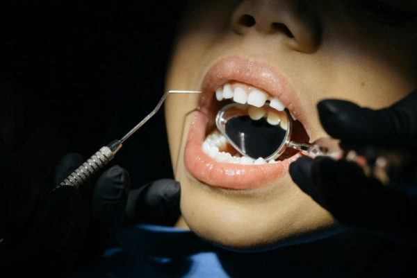 U.S. children's dental care falls short at home, national poll reports