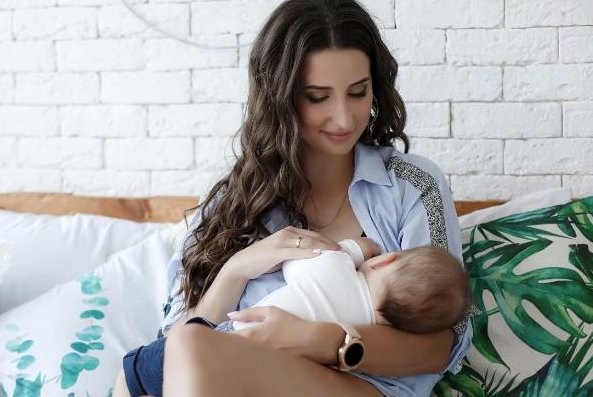 'Telelactation' support promotes breastfeeding for new mothers