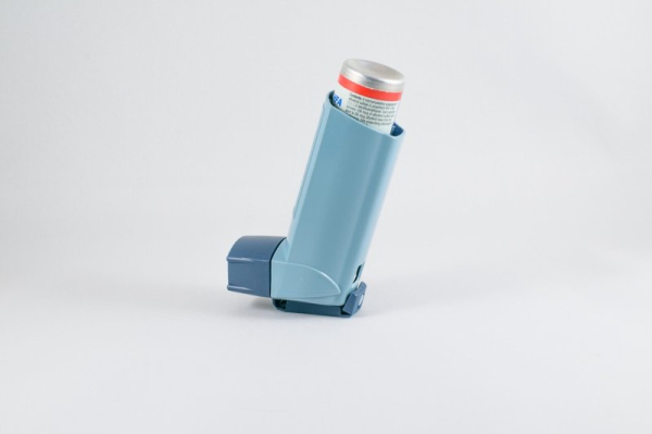 Asthma inhalers work better in the afternoon, study suggests