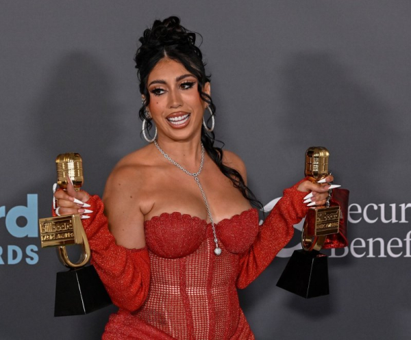 Kalis Uchis releases 'ILYSMIH' after mom's death