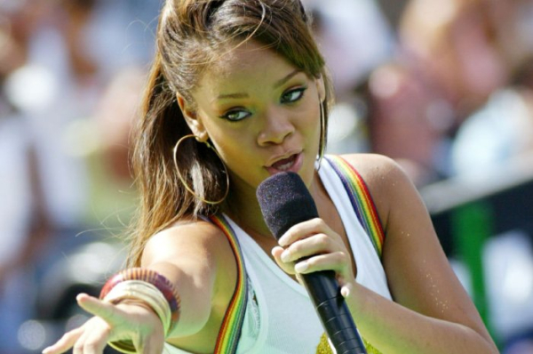 Rihanna visits Smurf Village in 'Friend of Mine' music video