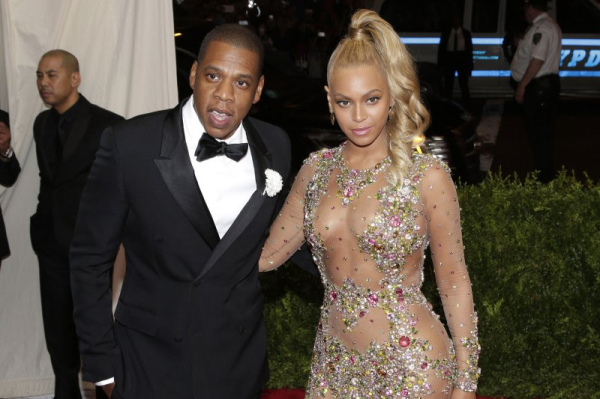 Jay-Z joins Beyonce on stage at her Paris show