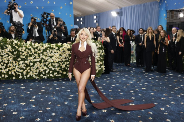 Sabrina Carpenter releases summer single 'Manchild'