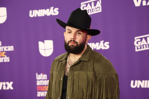 Carin Leon, Kacey Musgraves team up on 'Lost in Translation'