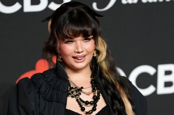 Lola Young cancels shows for 'foreseeable future' after collapse