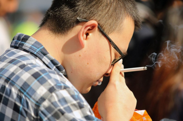 Smoking linked to increased risk of type 2 diabetes