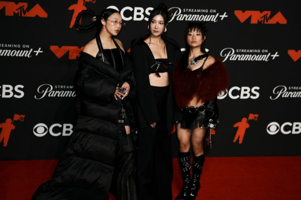 'KPop Demon Hunters' perform, discuss 'Golden' on 'Tonight'