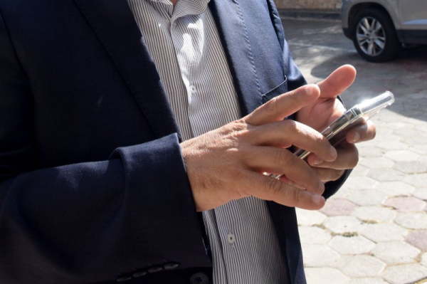 Study finds benefits of texting with a therapist