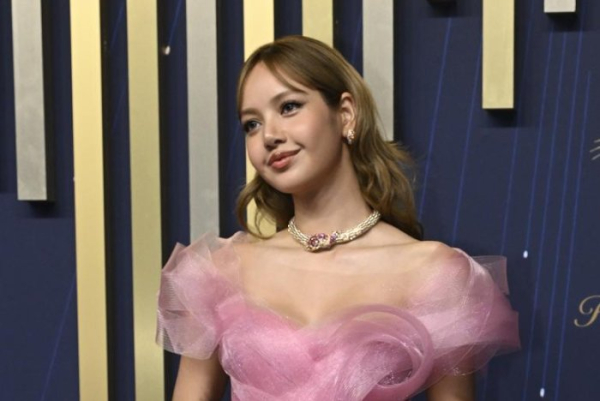 Blackpink's Ros&eacute; nominated in eight categories at the iHeartRadio Awards