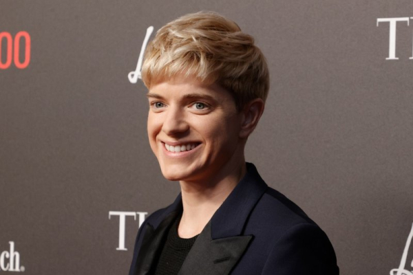 Mae Martin to host Canada's Juno Awards