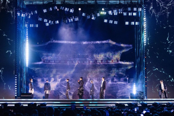 BTS returns to top of Billboard 200 with comeback album 'Arirang' BTS returns to top of Billboard 200 with comeback album 'Arirang'