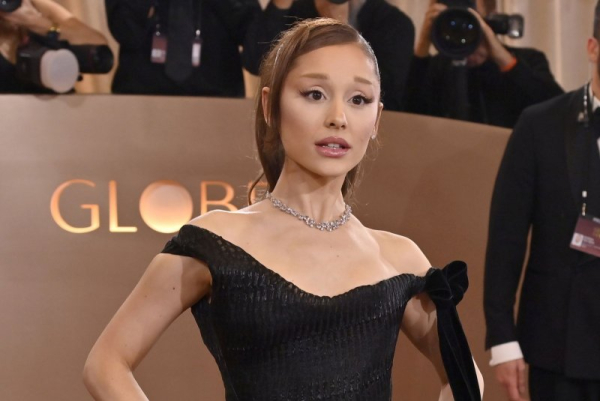 Ariana Grande haunts Justin Long in 'Hate That I Made You Love Me' video